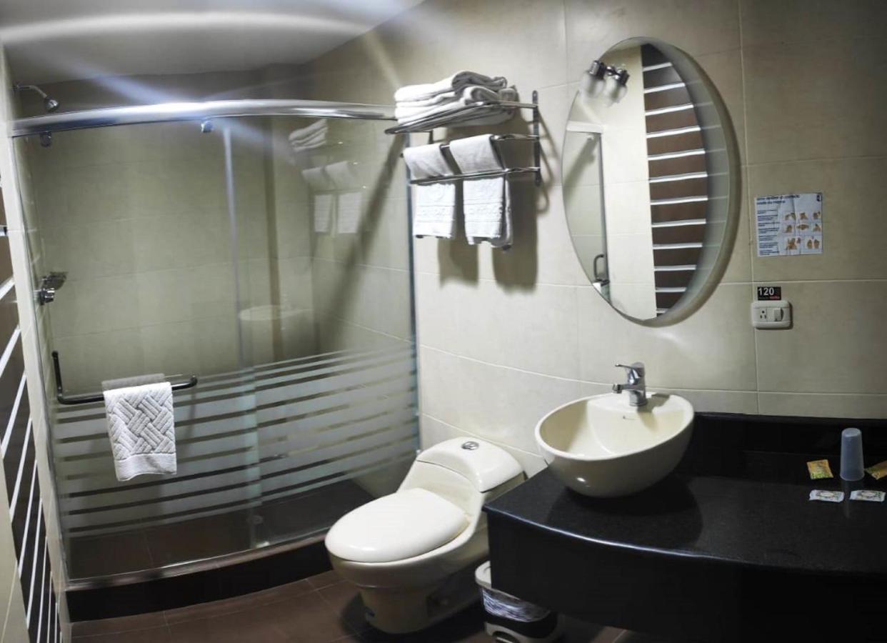 La Kapital Hotel Ambato Eksteriør bilde